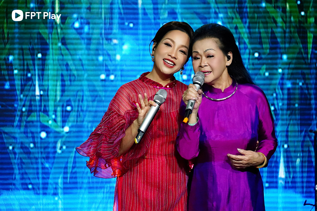 Diva Mỹ Linh áp lực khi hát nhạc Trịnh trước danh ca Khánh Ly