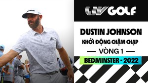 Dustin Johnson khởi động chậm chạp với 2 bogey - LIV Golf